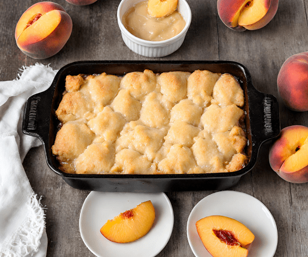 3 INGREDIENT PEACH COBBLER IN 5 MINUTES