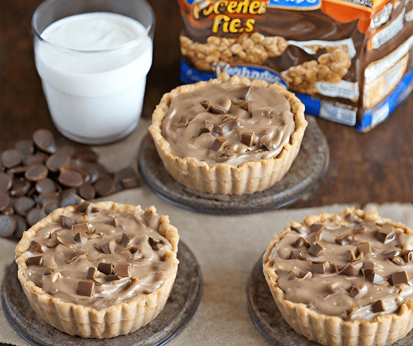 Mini Peanut Butter No Bake Pies