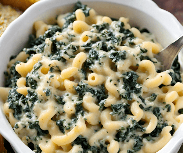 Creamed Spinach Mac & Cheese Recipe